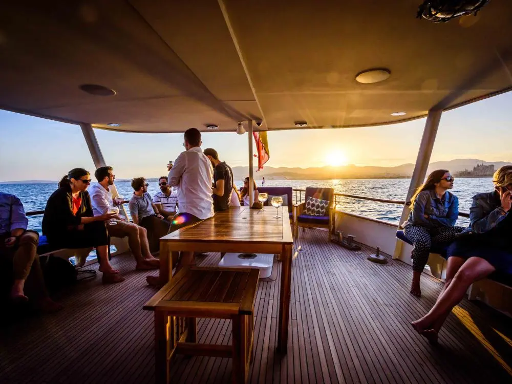 Gentleman´s Yacht Xperience Sonnenuntergang