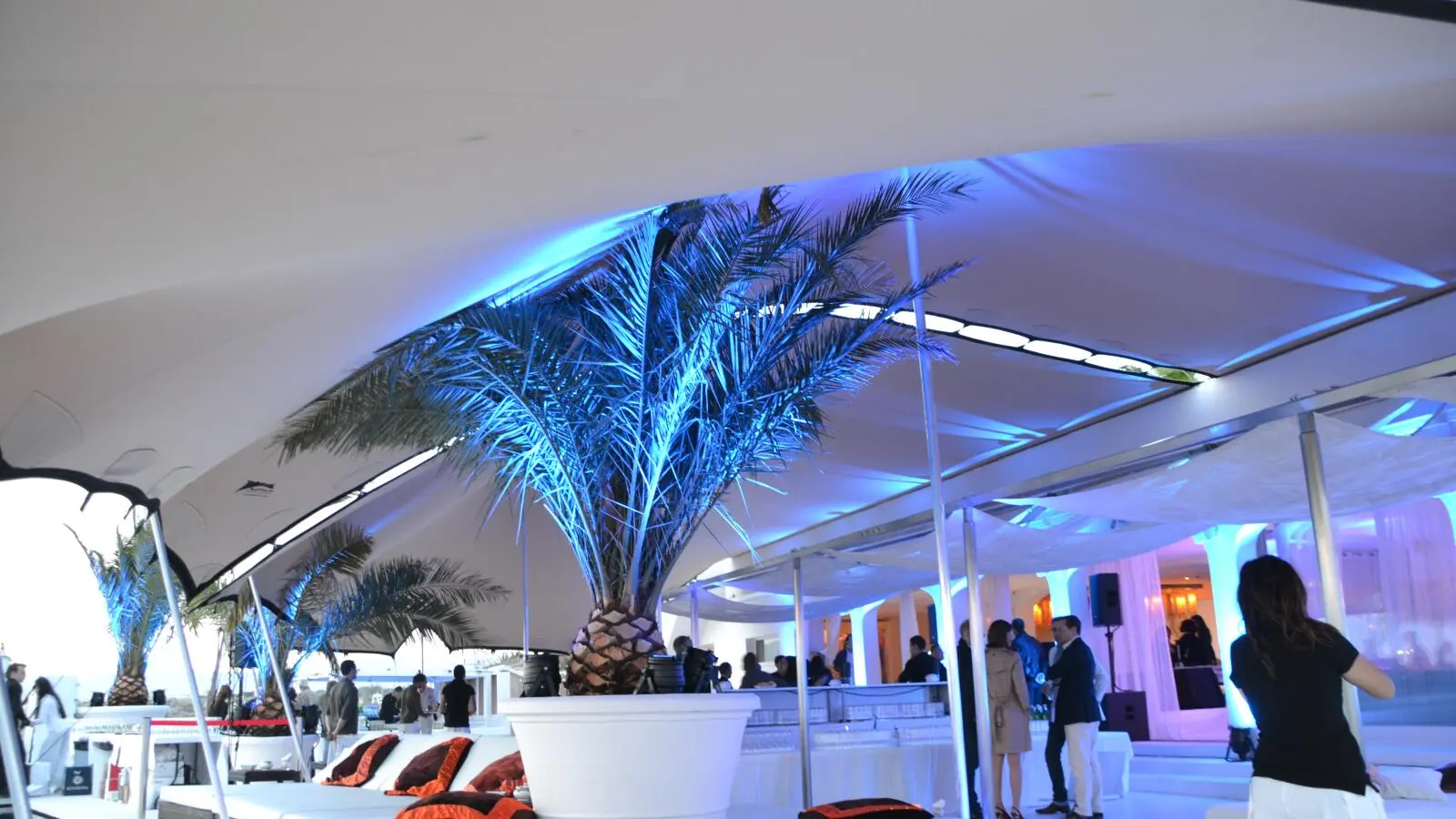 Purobeach Opening Party mit Lifexperiences Stretch Tents